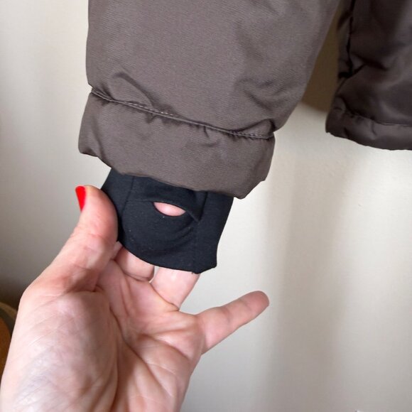 Quince Responsible Down Puffer Jacket Hot Fudge Womens Size S Minimalist Warm - Picture 4 of 12